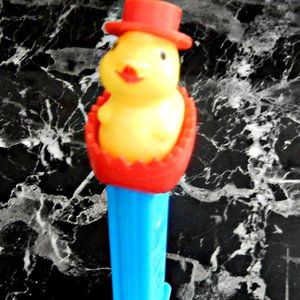 Pez Easter Chick Egg Dispenser 1998 Retired